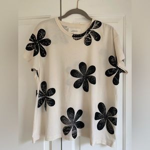 THE GREAT. The Boxy Crew. Washed White with Daisy Stamp